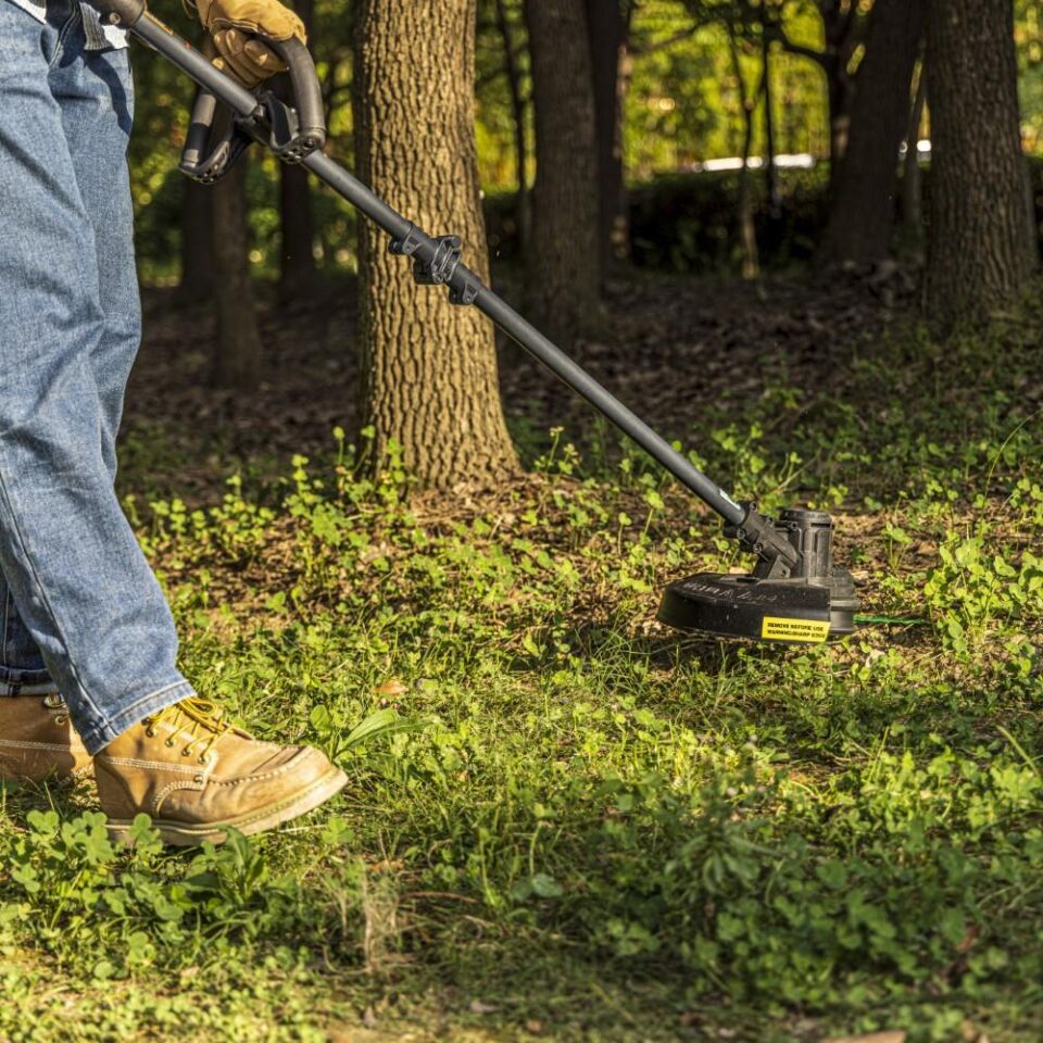 CAT DG210 18Volt 4.0Ah. Li-ion 33cm Tek Akülü Profesyonel Misinalı Çim ve Kenar Kesme