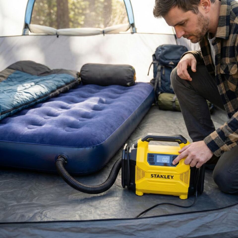 STANLEY SXIF3501 12Volt/220Volt 150 PSI Dijital Basınç Göstergeli Lastik & Yatak Şişirme Pompası + Led Lamba